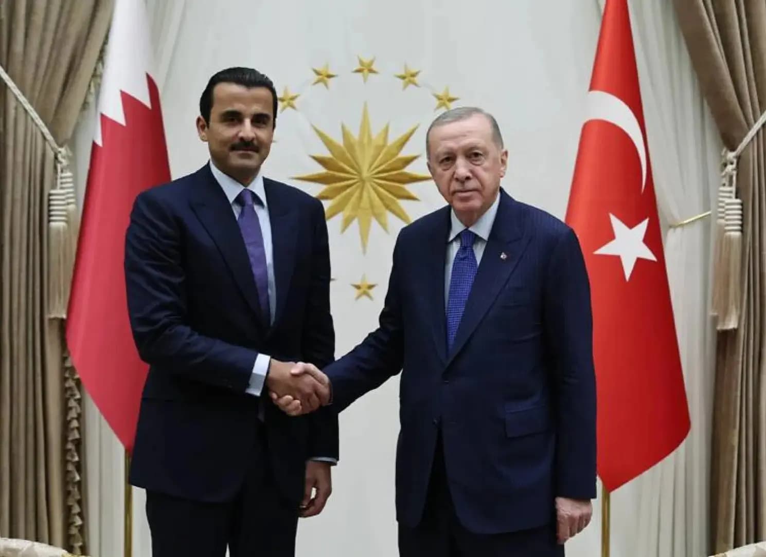 اتصال هاتفي بين أردوغان والأمير القطري.. هذه تفاصيله