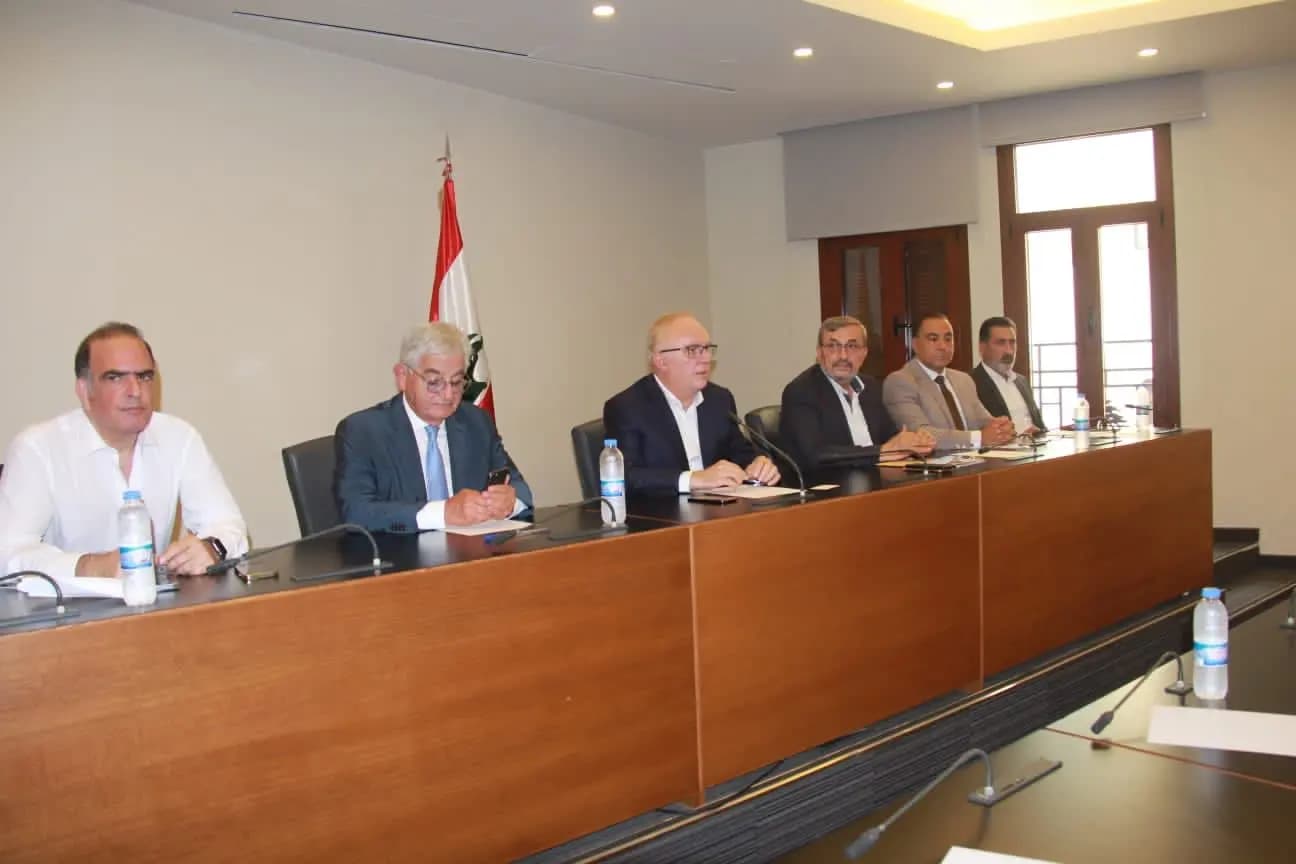 اجتماع لجنة الإقتصاد والتجارة... لتقسيط أموال المودعين!