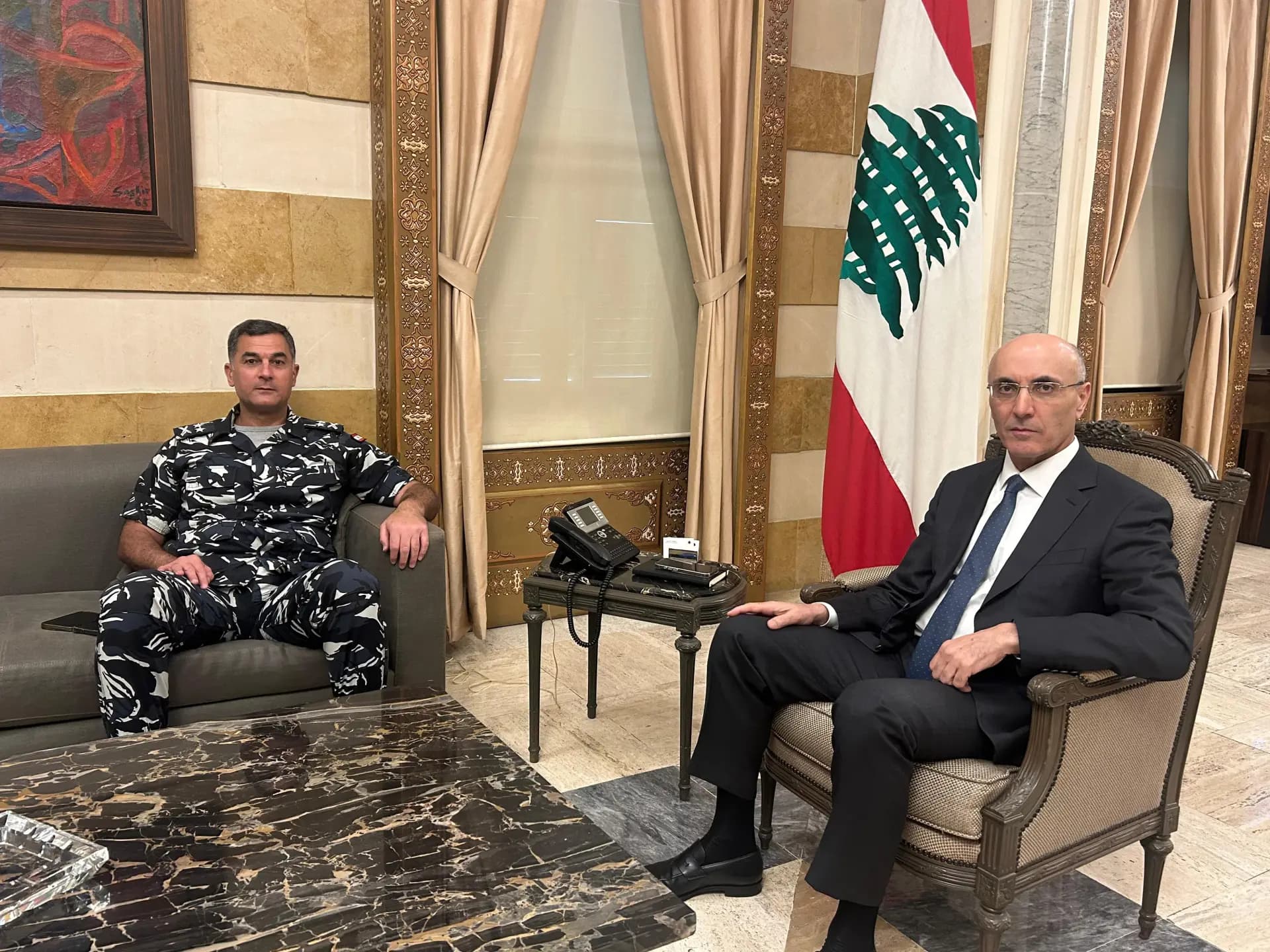 الحجار بحث مع اللواء عبدالله دور قوى الأمن