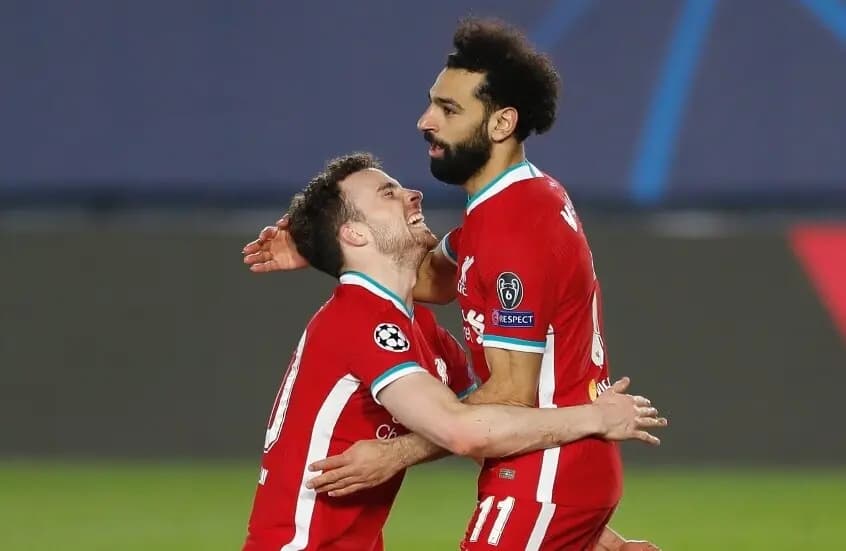 "أشعر بأن الكلمات تخونني"..محمد صلاح ينعي زميله جوتا
