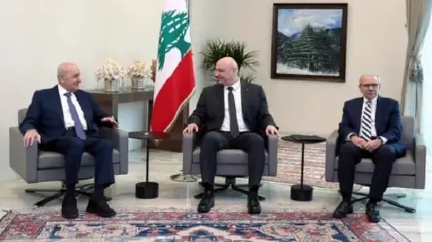 اللجنة الرئاسية تنهي ردها.. واجتماع مرتقب للرؤساء الثلاثة!