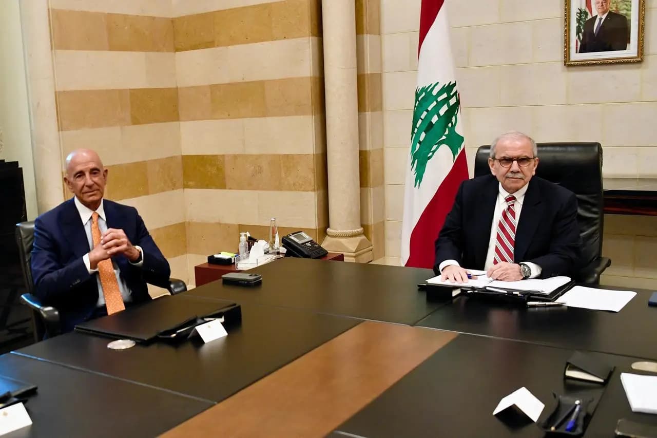 بعد لقاء باراك.. سلام يدعو لتوحيد السيادة وفرض القرار 1701 بالكامل