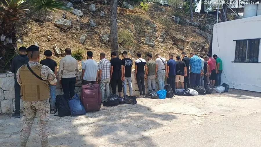 دهم منازل مطلوبين في رياق وبرالياس.. وتوقيفات في البترون وعاليه