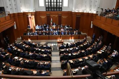 جلسات مساءلة الحكومة تتواصل: انتقادات لاذعة حول الثقة والتعيينات