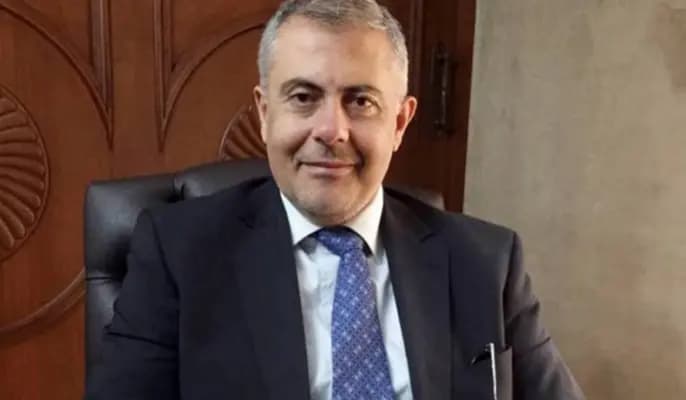 محافظ بيروت يشدد على مكافحة احتلال المواقف