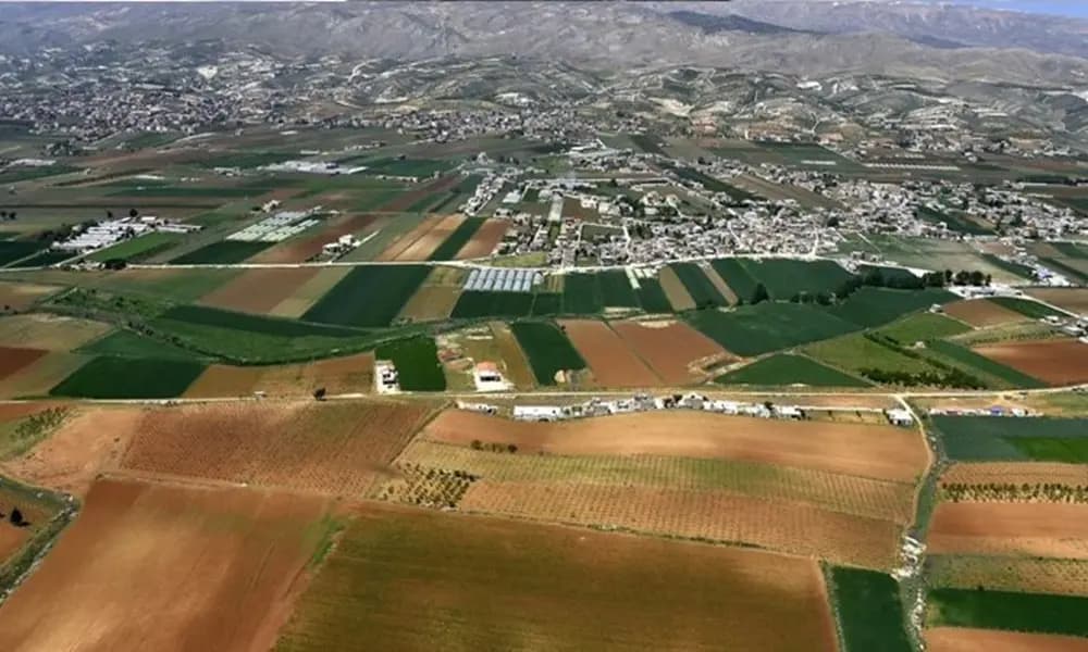 مداهمة مخيم للنازحين في البقاع