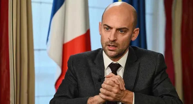 بارو يطالب بالسماح للصحافة الأجنبية بالدخول إلى غزة