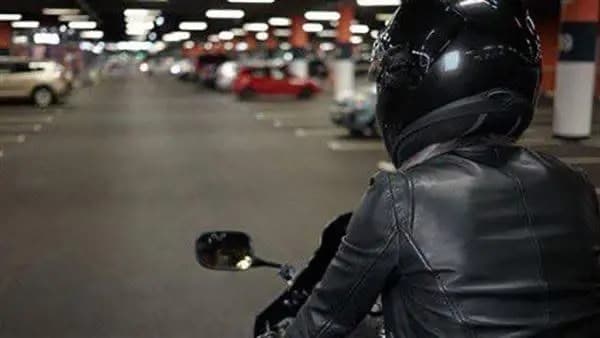 في محاولة سلب دراجته.. مقتل شاب في السعيدة