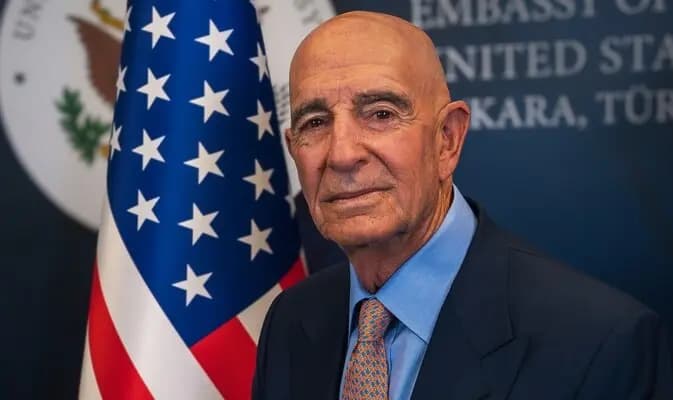 "أمريكا إلى جانبكم".. باراك يعزّي عون