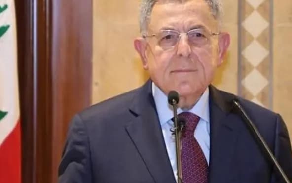 السنيورة يدعم حصرية السلاح بيد الدولة