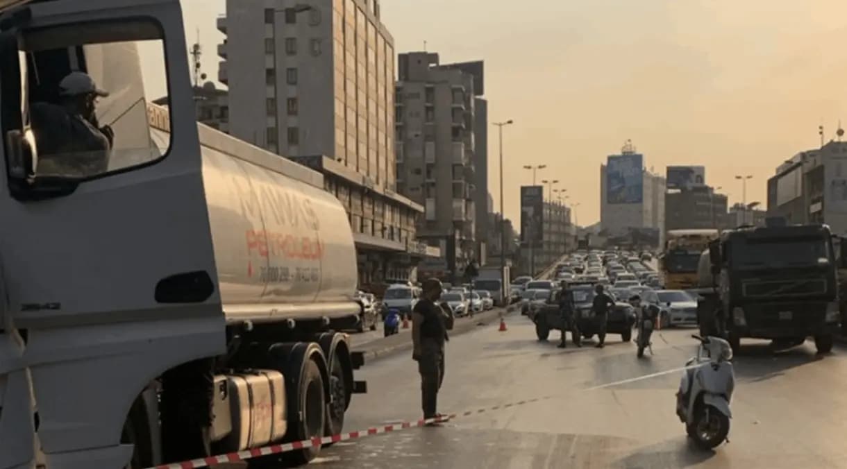 التحكم المروري: احذروا.. تسرب زيت عالأوتوستراد!