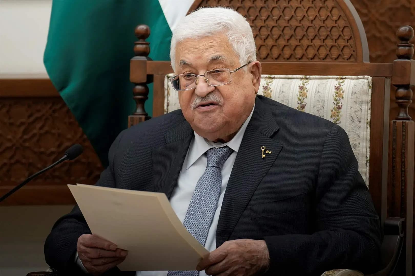 عباس: لا دولة مـ. ـسلّحة.. سـ. ـلاح شرعي واحد بيد السلطة