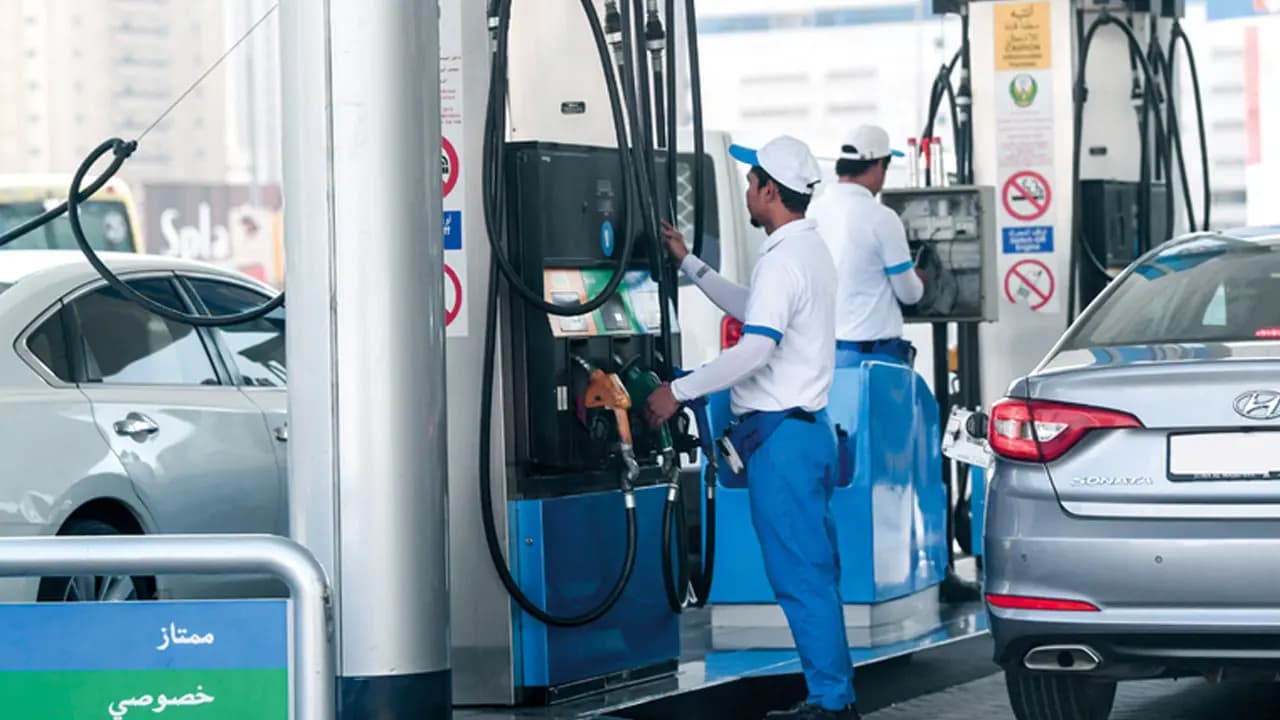 البنزين في "المرحلة الأخيرة" قبل رفع الدعم
