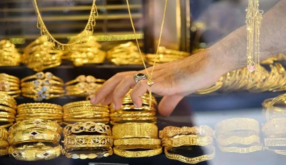 تراجع طفيف في أسعار الذهب