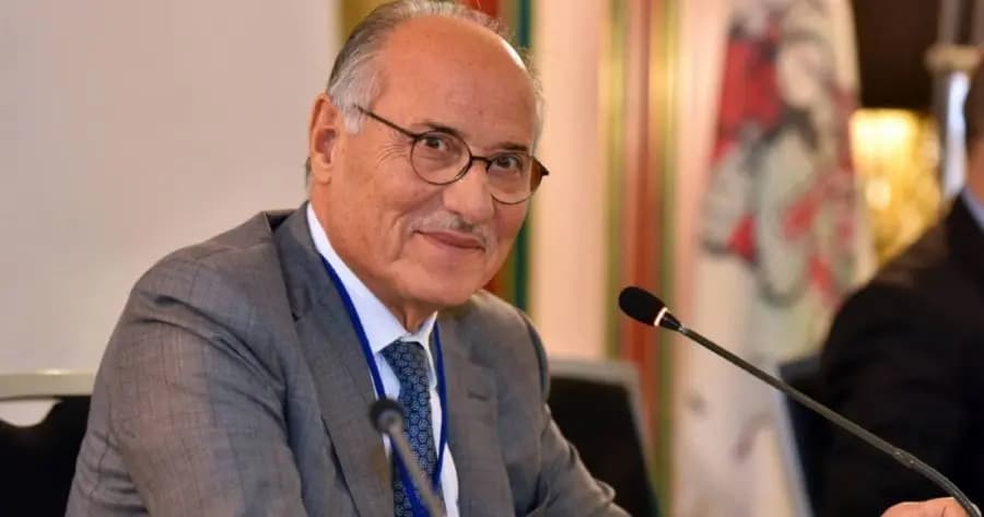 وزير التربية: من الضروري مساعدة لبنان للبدء بعام دراسي جديد