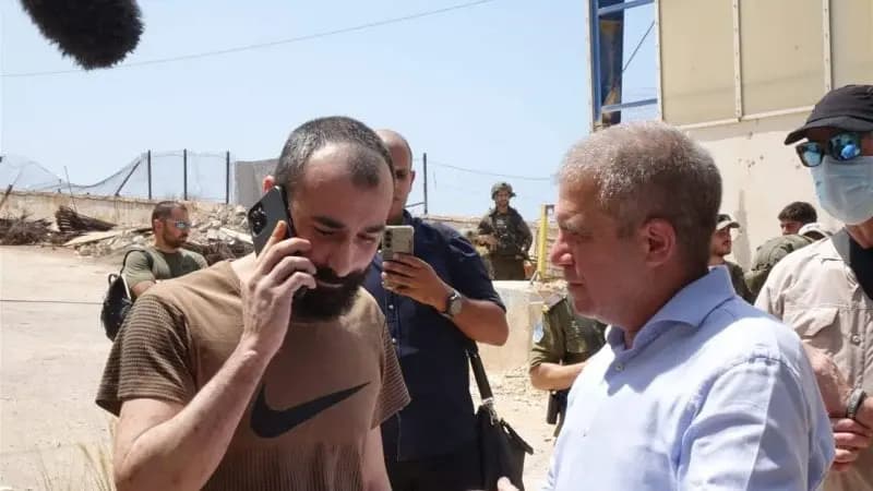 بعد توقيفه في لبنان.. "أبو حسين" يغادر!