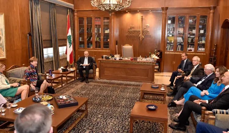 آخر المستجدات بين بري والوفد الأميركي
