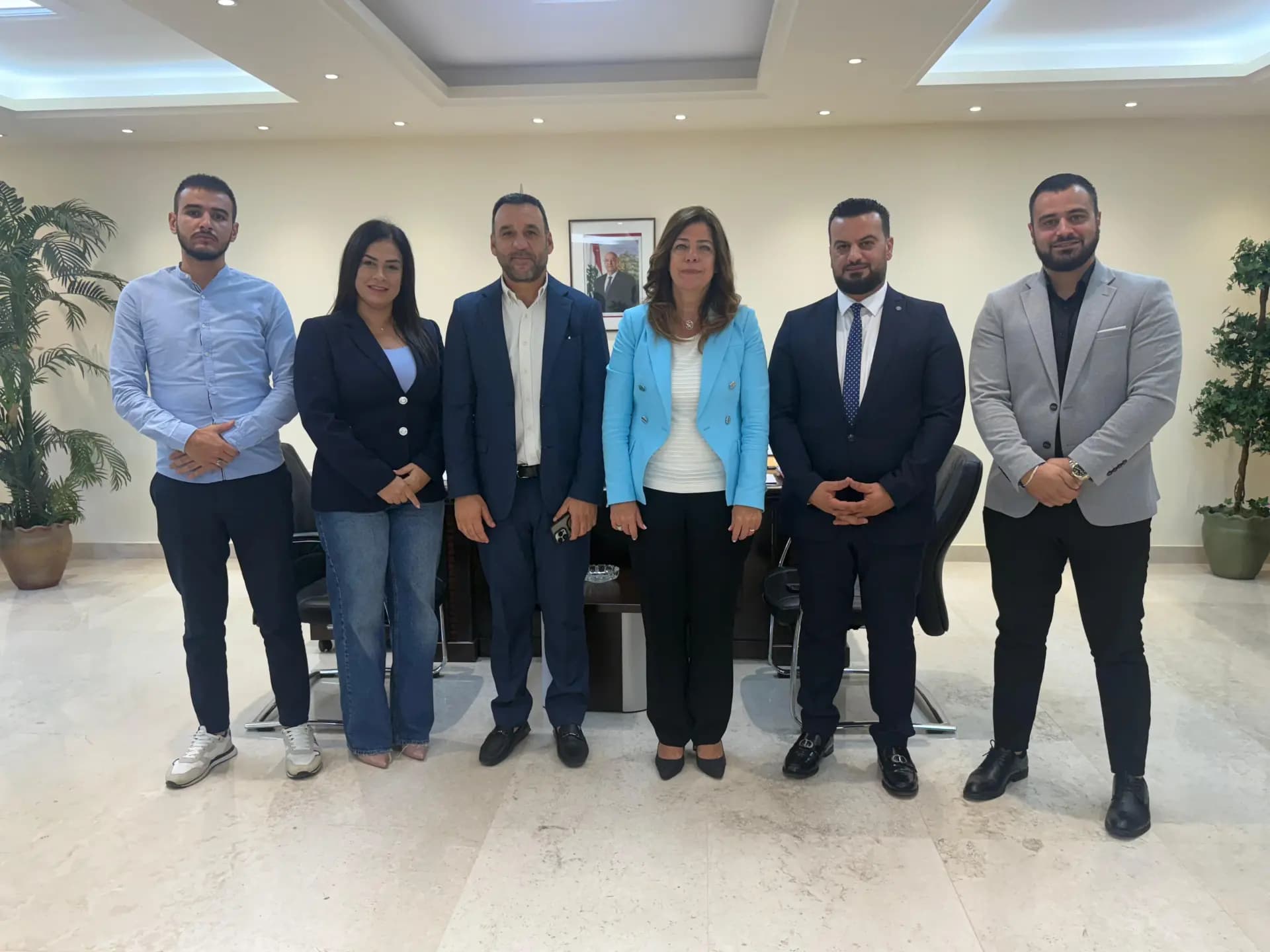 نادي "الغد الأفضل" يزور الوزيرة بايراقدريان.. والأخيرة تثني على دور النائب حسن مراد