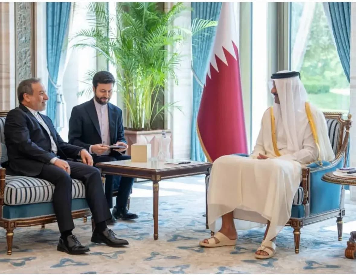 لقاء بين عراقجي وأمير قطر