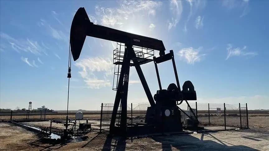 النفط يتجه لتسجيل خسارة أسبوعية