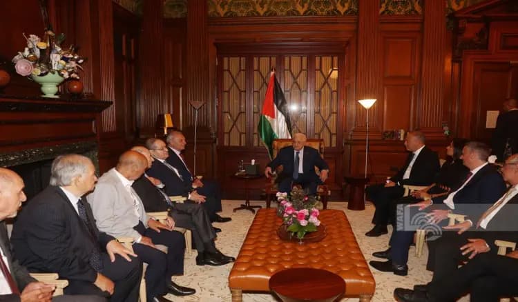 عباس يصل بريطانيا: لتحقيق سلام عادل ودائم