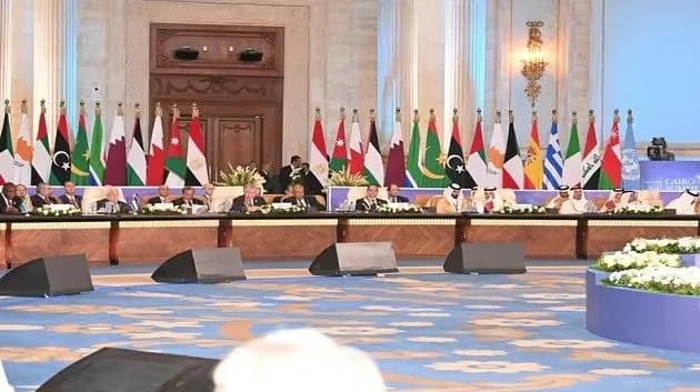 قطر تحدد موعد القمة