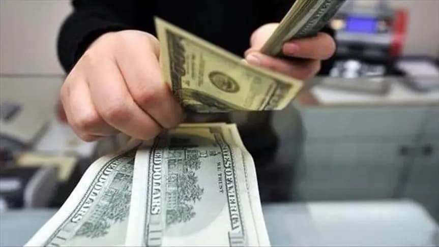 حوالة بنكية بألفي دولار وسيارة "جي كلاس".. محاولة نصب بعهدة القوى الأمنية