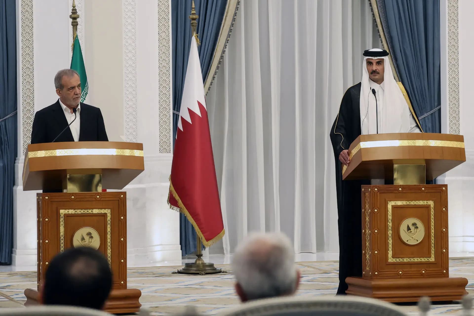 قبل قمة قطر.. بزشكيان يدعو لقطع العلاقات مع إسرائيل