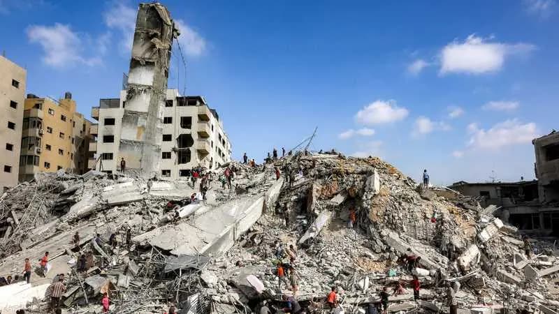 "يهدد حياة الملايين".. أبو ردينة: العدوان على غزة تصعيد خطير