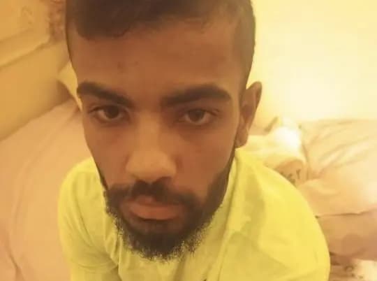 رغم وضع الأصفاد بيديه.. فرّ من مخفر الدوير!