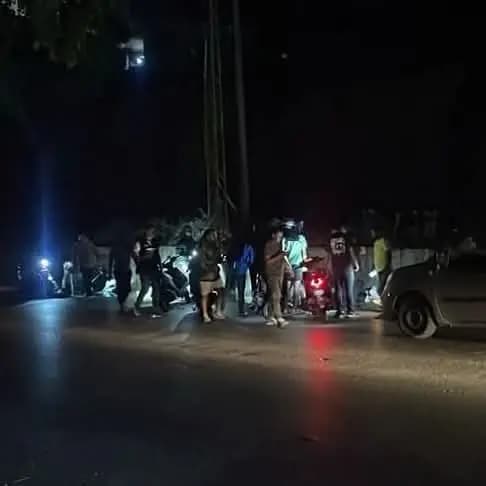 حادث دراجة نارية في الضنية يُسفر عن إصابة شابين