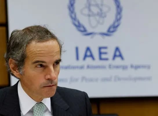 مفتشو الوكالة الذرية في طريقهم إلى إيران