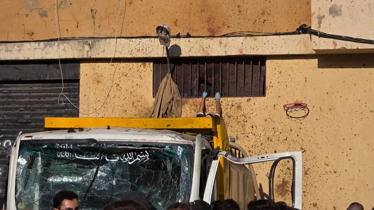 طريق النبطية الفوقا تحت النار