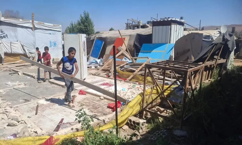 تفكيك مخيم للنازحين السوريين في بلدة غزة – البقاع