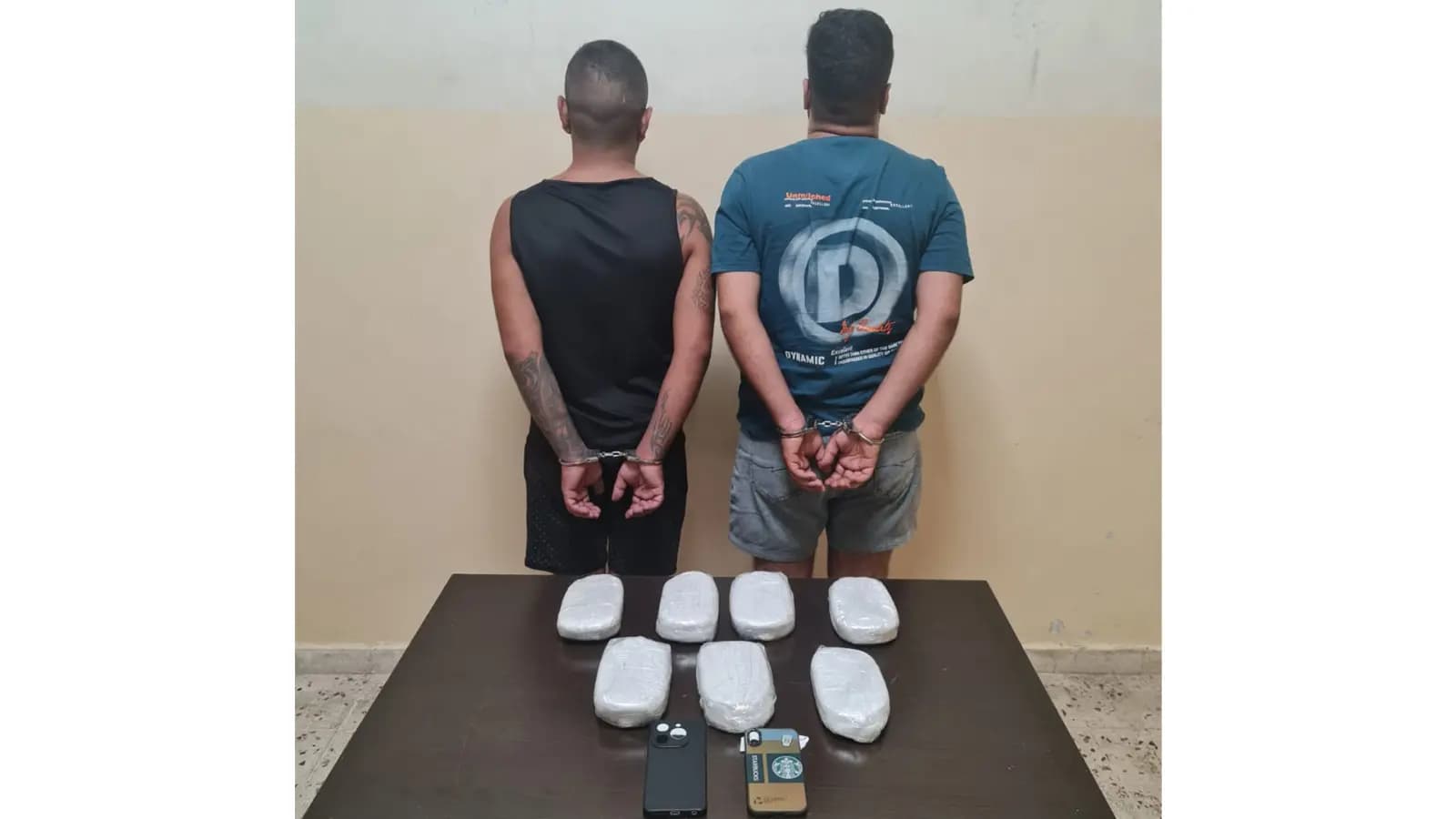 يروّجان المواد المخدّرة.. وهذا مصيرهما!
