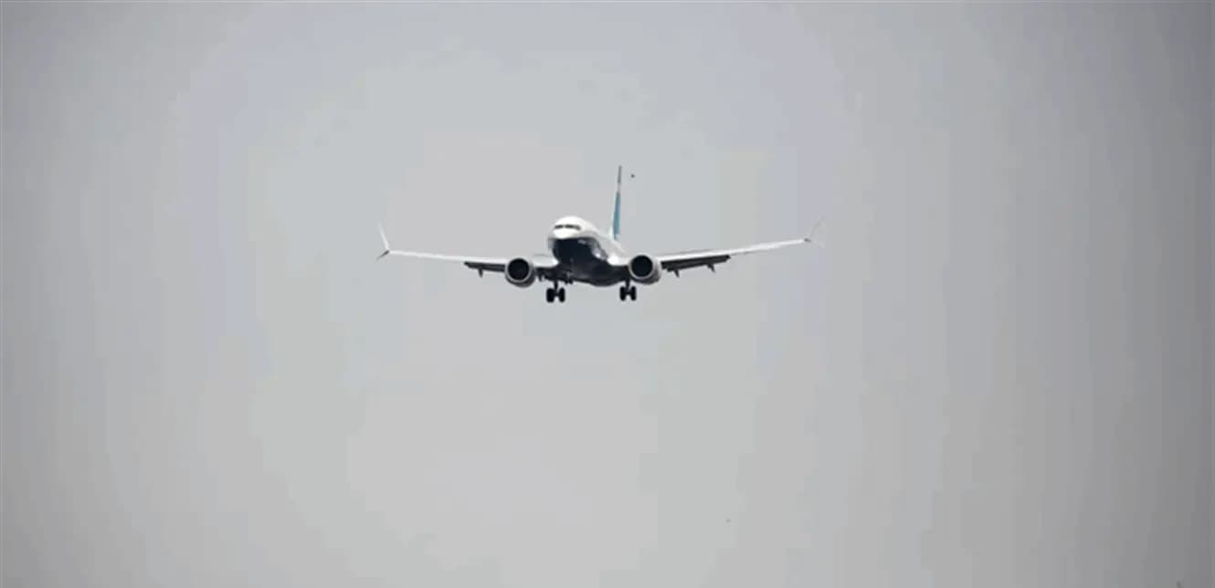 هبوط اضطراري لطائرة.. والسبب امرأة!