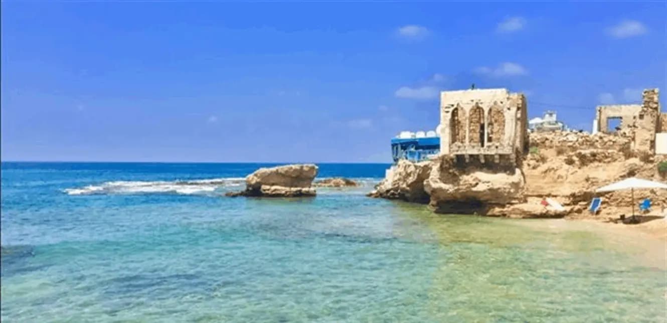 توقيف سوريين على شاطئ البترون.. ماذا فعلوا؟
