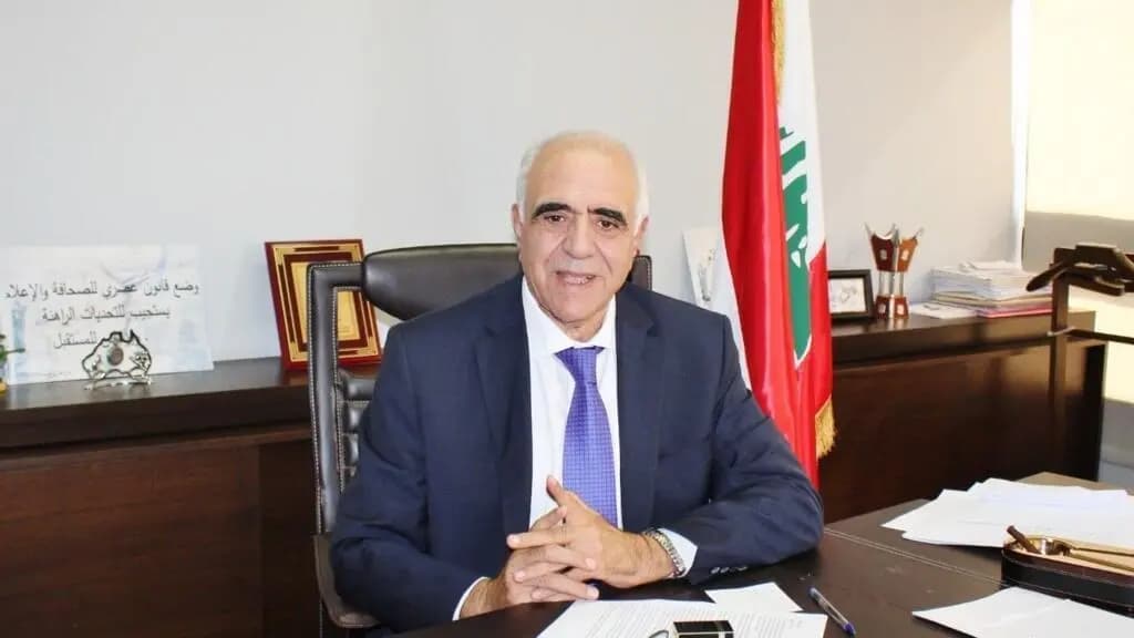 "نموذج فريد".. القصيفي ينعى الحسيني