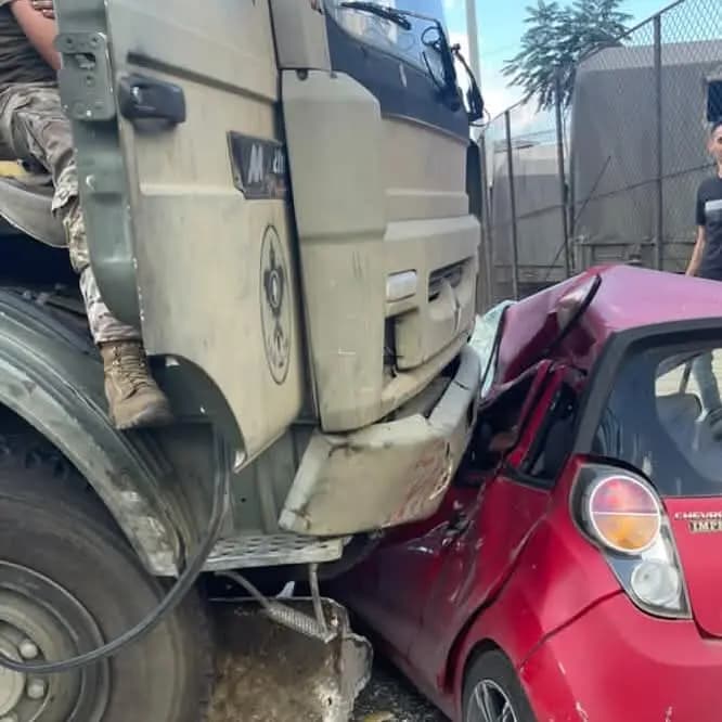 حادث سير أمام الكلية الحربية في الحازمية