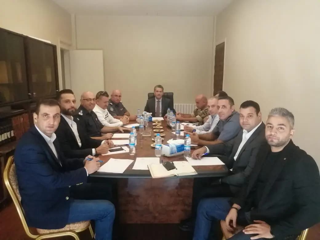 محافظ البقاع ترأس اجتماعًا لمجلس الأمن الفرعي تناول الوضع الأمني داخل مخيمات النازحين السوريين