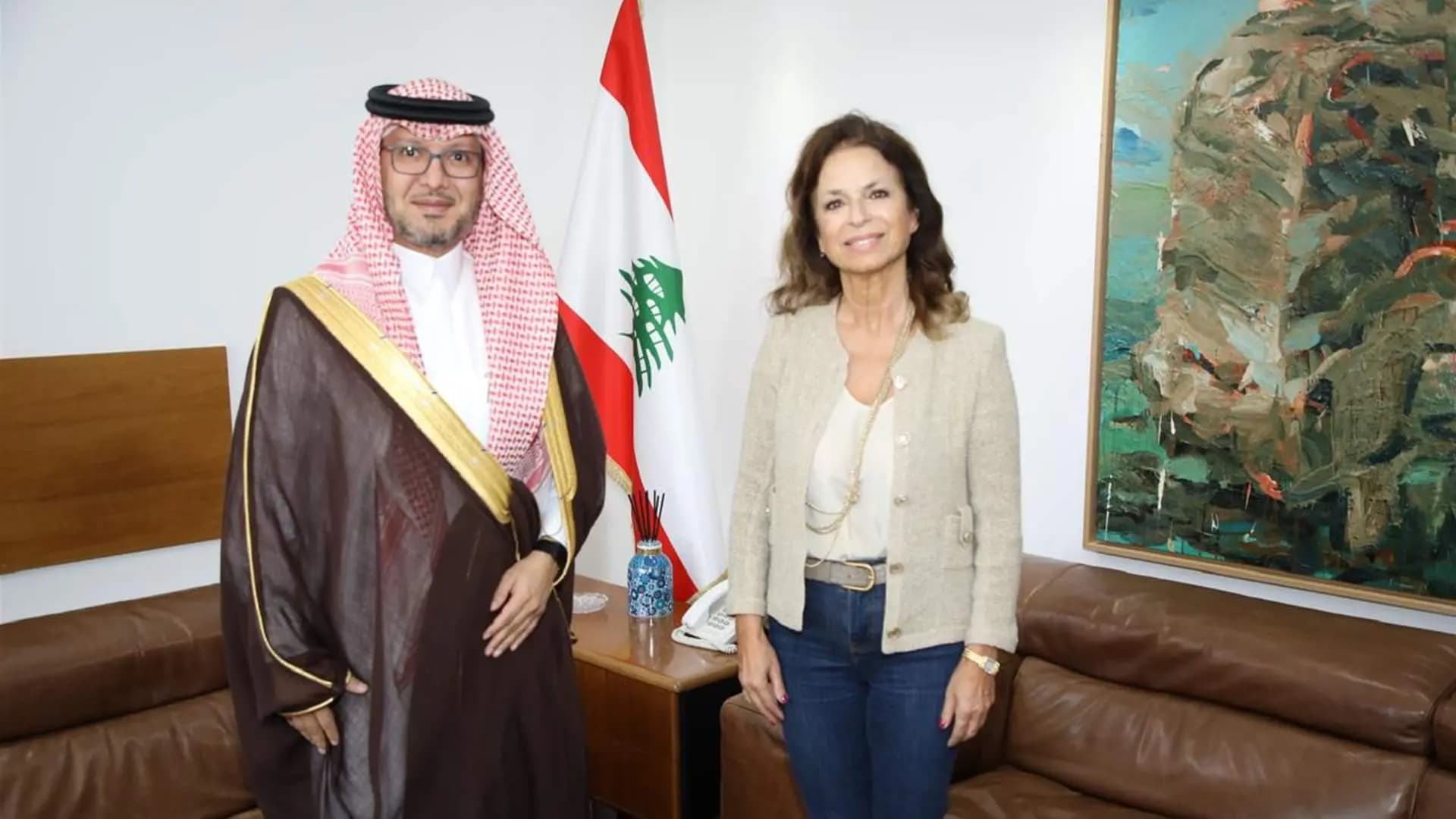 البخاري يلتقي وزيرة السياحة