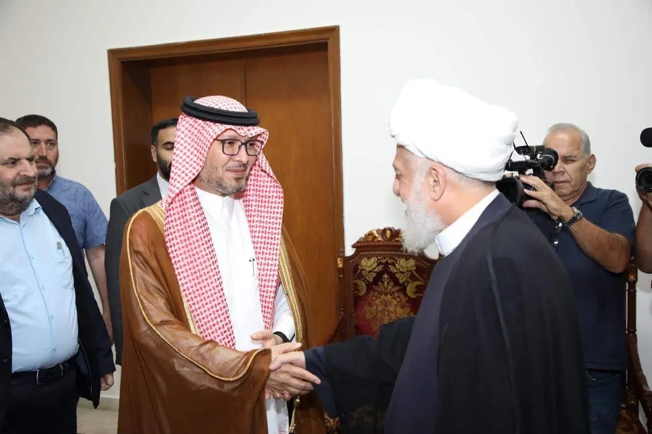 السَّفير السُّعودي ينسف تهويل براك بالحرب الأهليَّة