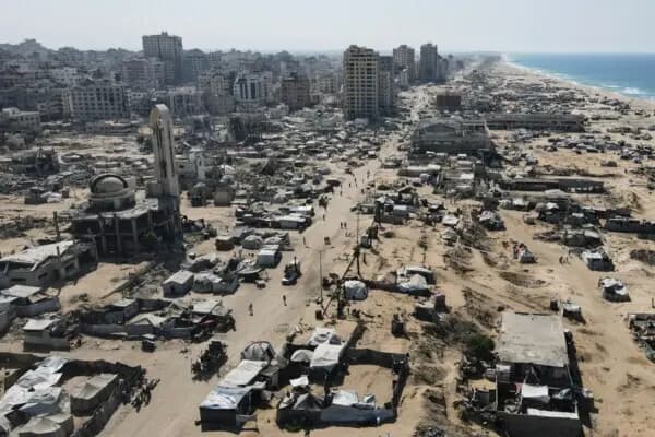 جثـ.ـامين الأسـ.ـرى تصل غـ.ـزة