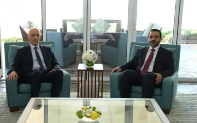 "تعزيز التعاون الثنائي" بين الحجار والشيباني