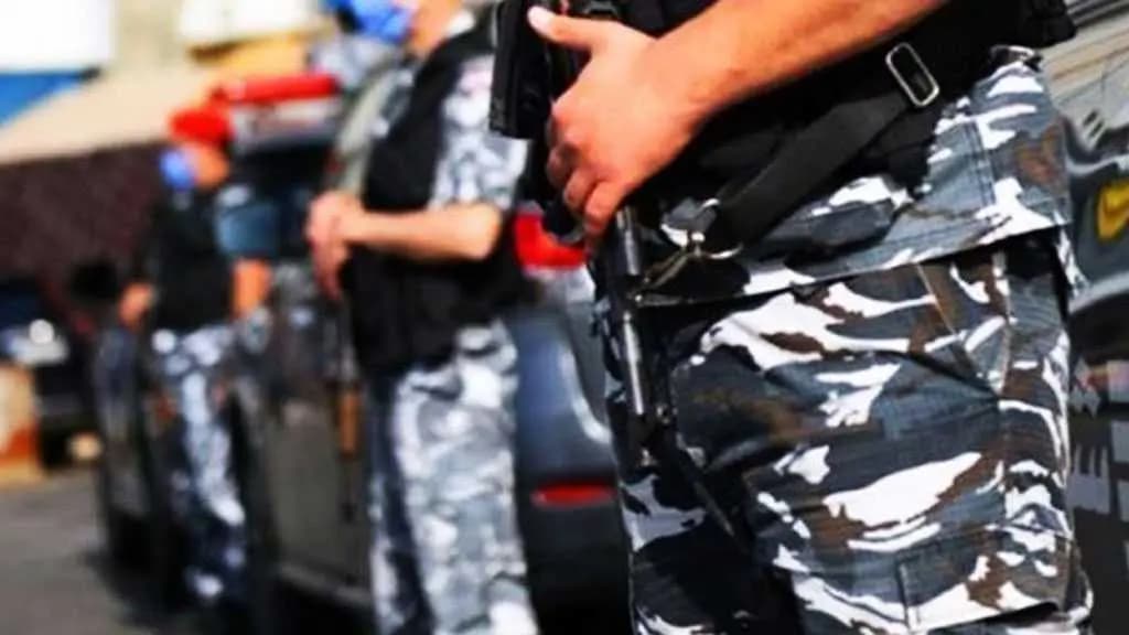 مطلوبون وتجّارُ مخدّراتٍ في قبضةِ الأمن