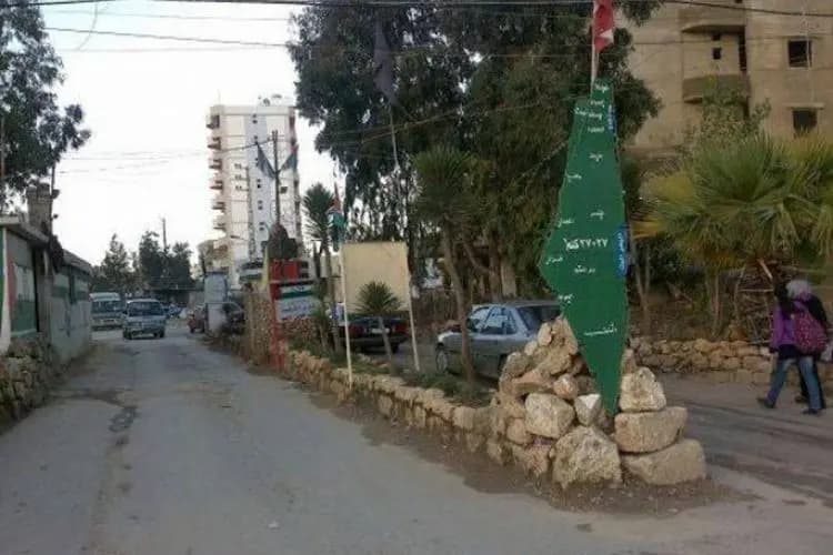 أهالي البداوي يحتجّون