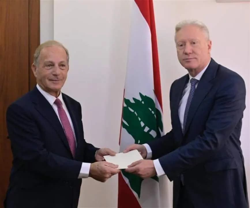 "تسليم أوراق".. رجي يستقبل السفير الأمريكي