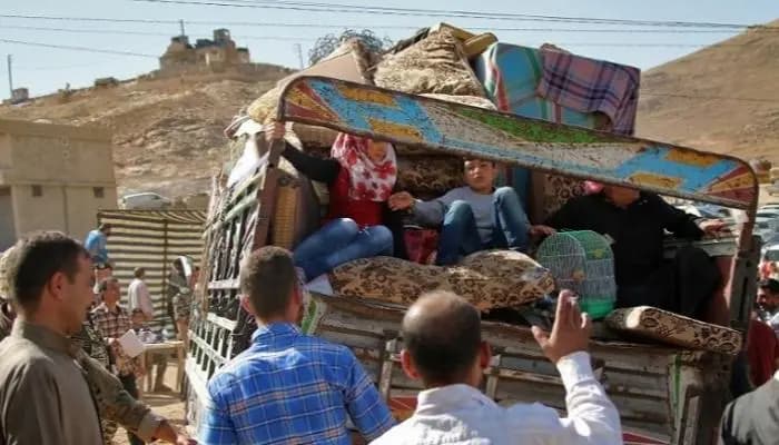 مئات العائلاتِ السّوريّة تغادرُ لبنان هذا الأسبوع!
