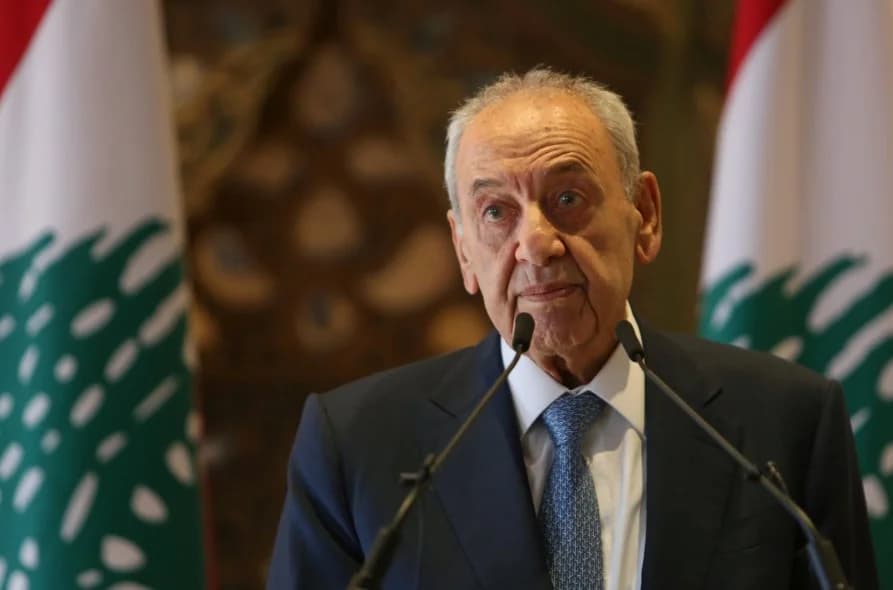 بري يستقبل مسؤولين لمتابعة التطورات السياسية والإدارية