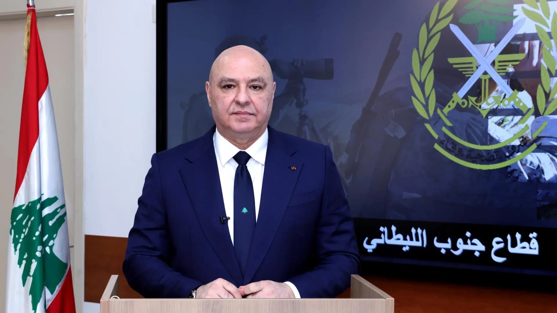 “الجيش جاهز لتسلّم الحدود”.. عون: لا شريك للدولة في سيادتها